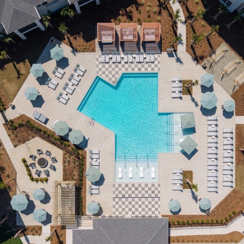 Resort-Style, Saltwater Pool with Two Sun Shelves and Underwater Benches Resort-Style, Saltwater Pool with Two Sun Shelves and Underwater Benches