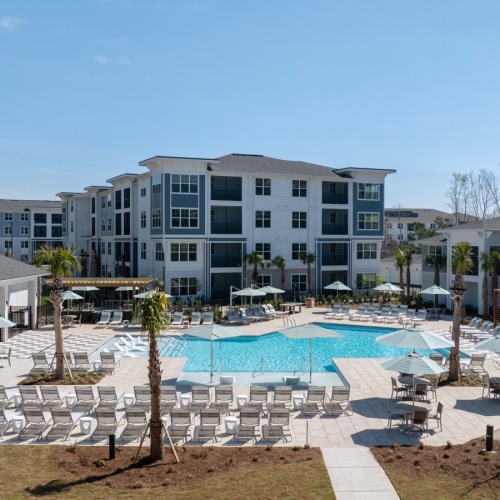 Resort-Style, Saltwater Pool with Two Sun Shelves and Underwater Benches Resort-Style, Saltwater Pool with Two Sun Shelves and Underwater Benches